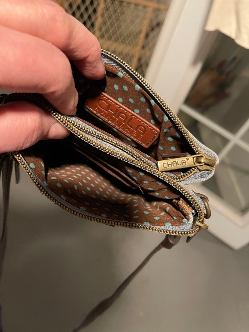 Chala Gray and Brown Turtle Appliqué Crossbody Bag - Picture 7 of 9